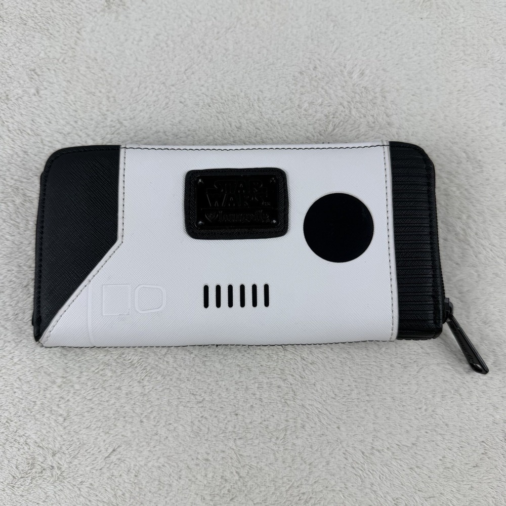 Loungefly Disney‎ Star Wars The Last Jedi Stormtrooper Executioner Zip Wallet